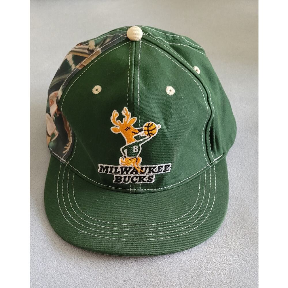 NBA-Milwaukee Bucks Mens Logo Cap/Hat Marques Johnson Throwback Sz: Adjustable